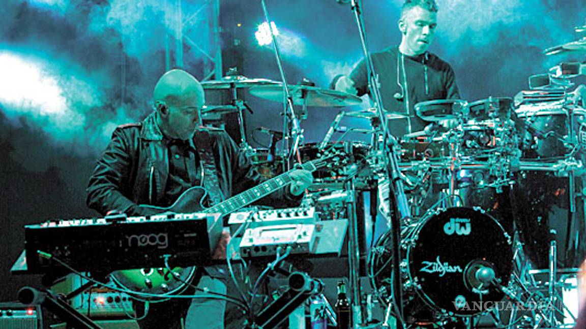 $!Kinky prende a Saltillo y cierra el Beer Fest Coahuila