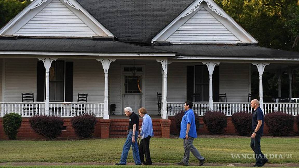 $!Mientras en EU el ex presidente Jimmy Carter lava él mismo sus platos, en México los ex mandatarios tienen hasta 20 ayudantes