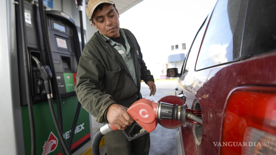 Dólar y gasolinas llevarán a la inflación arriba de 4%