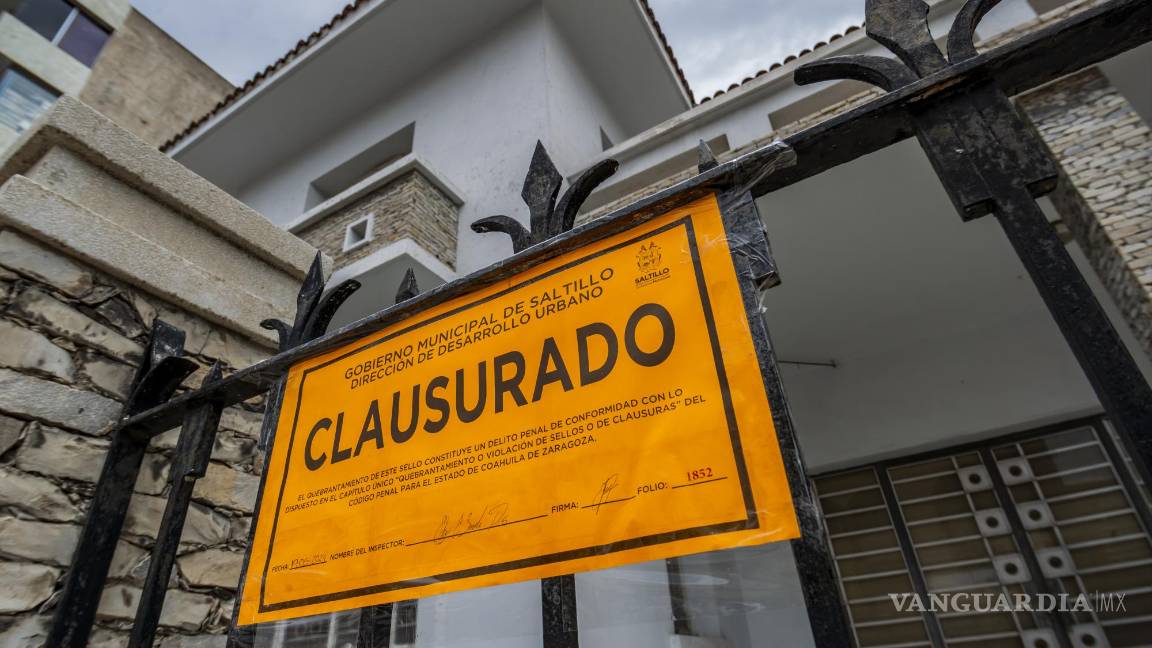 $!Luego de que VANGUARDIA publicara en su edición impresa que se llevaban a cabo estos trabajos, el Municipio actuó suspendiendo las obras por falta de permisos.