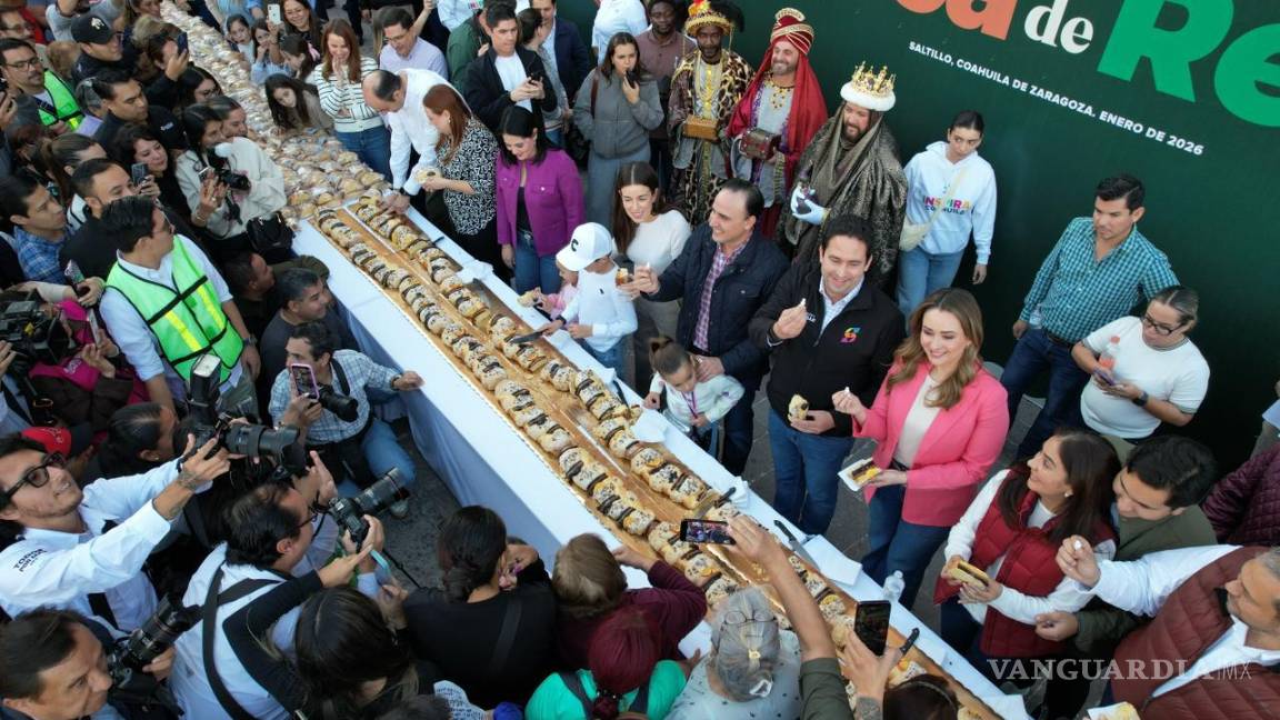 $!Al gobernador Manolo Jiménez le tocó “el monito”.