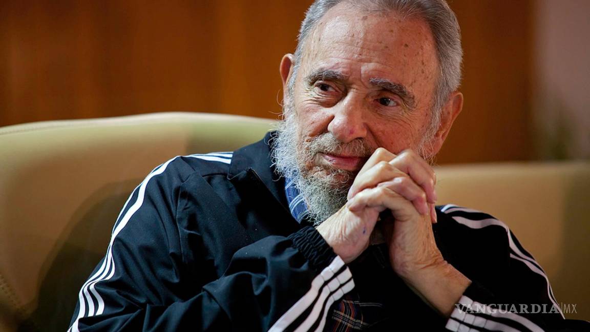 Famosos reaccionan ante la muerte de Fidel Castro