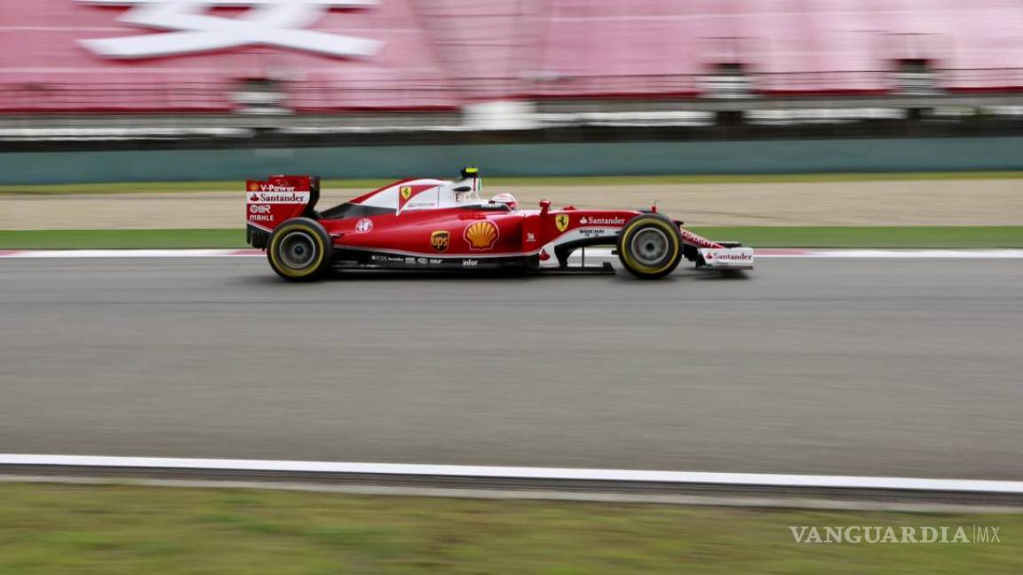 Ferrari sorprende a Mercedes, Raikkonen fue el más veloz