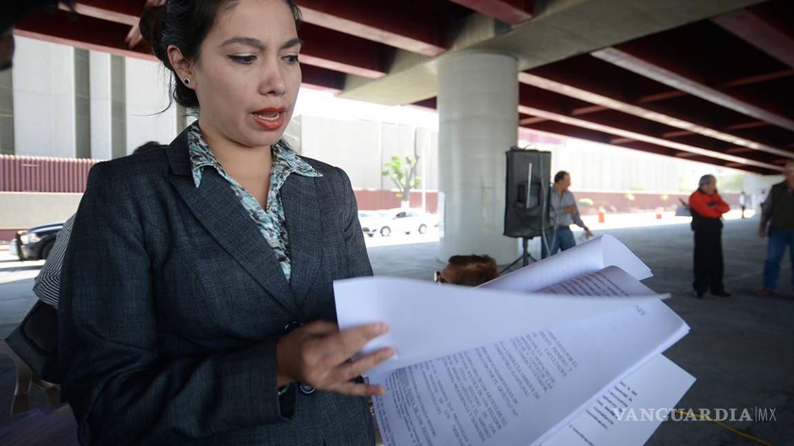 $!Ciudadanos recaban registro de amparos en Coahuila contra gasolinazo