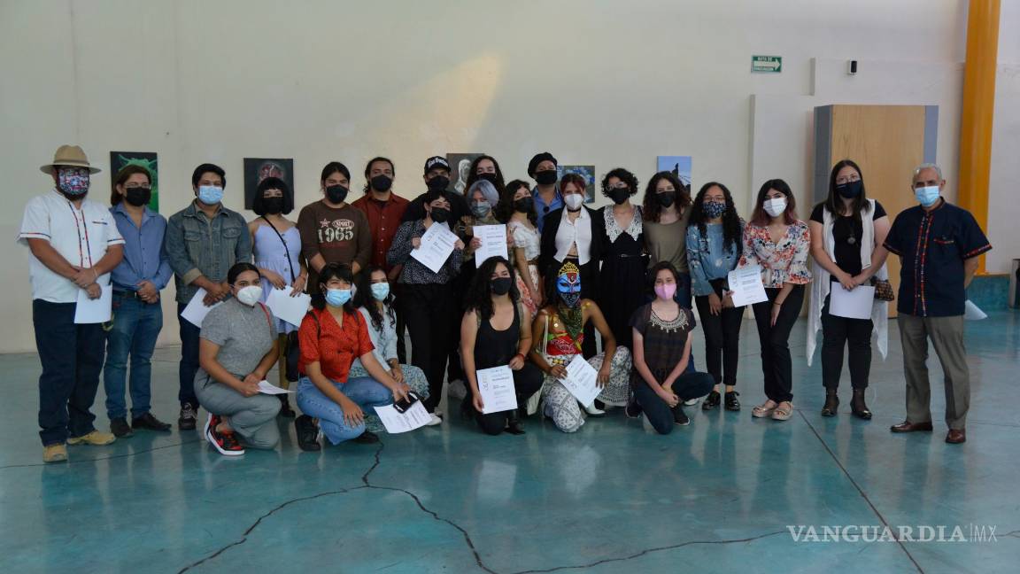 $!Exponen sus avances en el óleo alumnos de la EAP