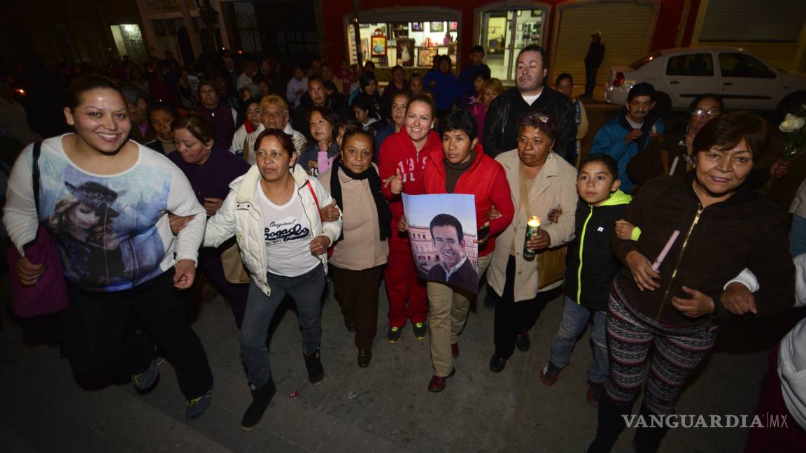 Marchan al Santuario de Saltillo amigos de Moreira, para agradecer su liberación