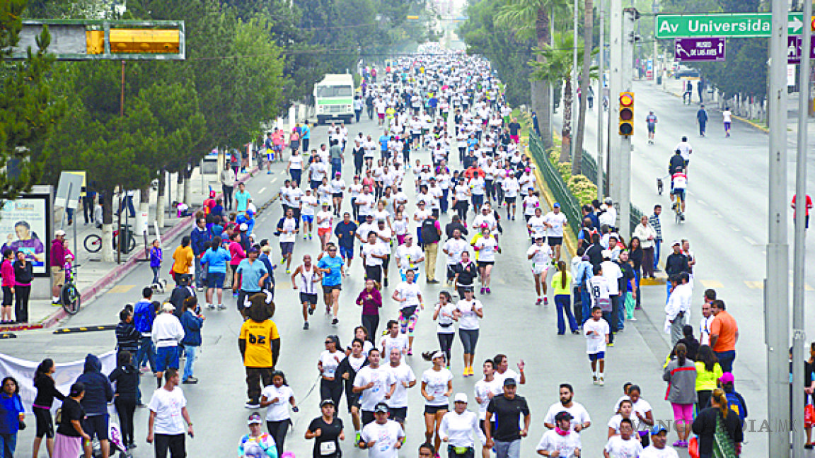 Miles participan en la carrera de Vanguardia en Saltillo