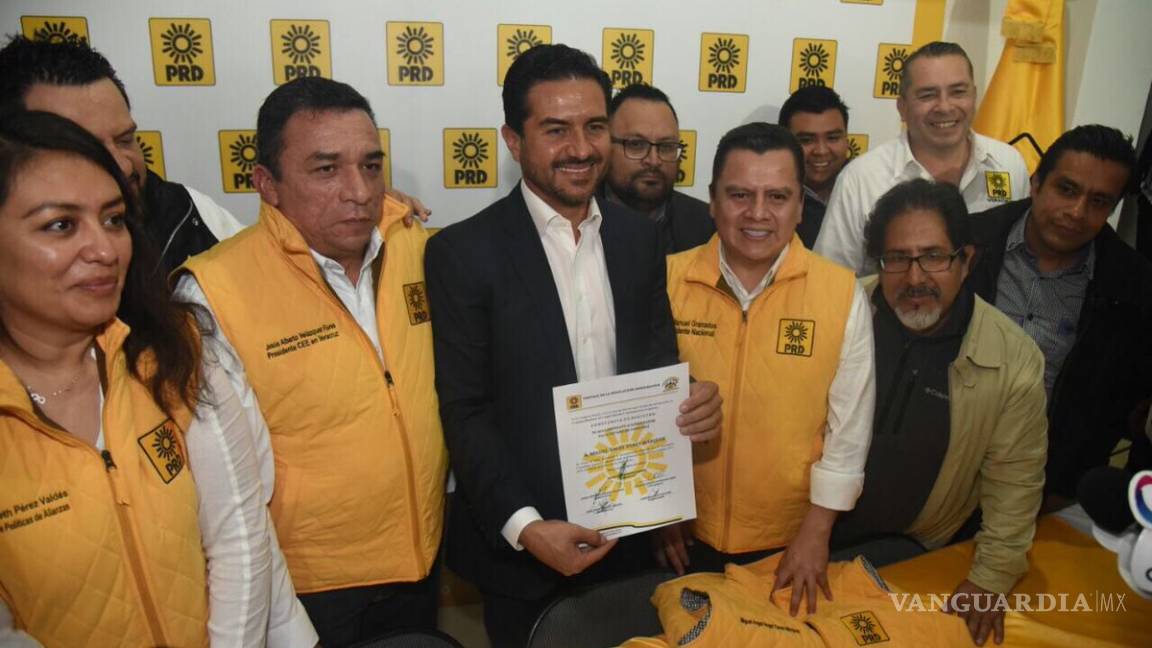 Hijo del panista Yunes se registra como precandidato del PRD al gobierno de Veracruz