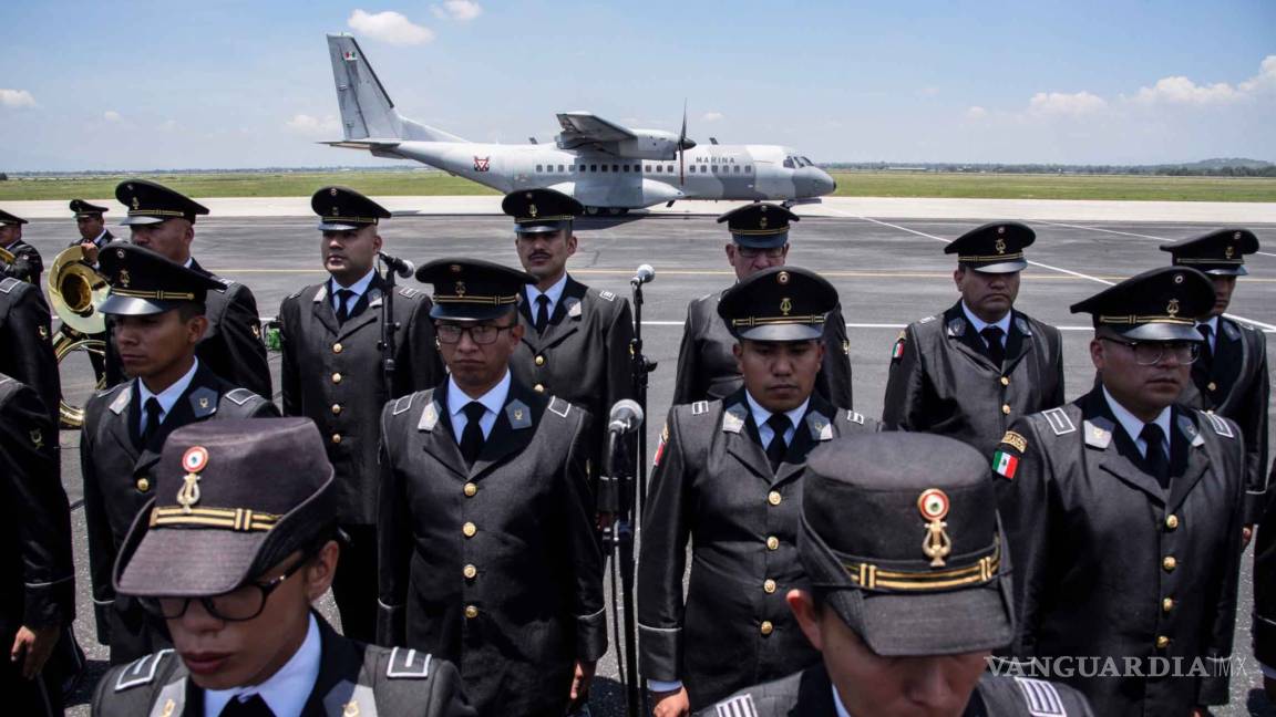 ‘Ejército y Marina, pilares del País’: AMLO