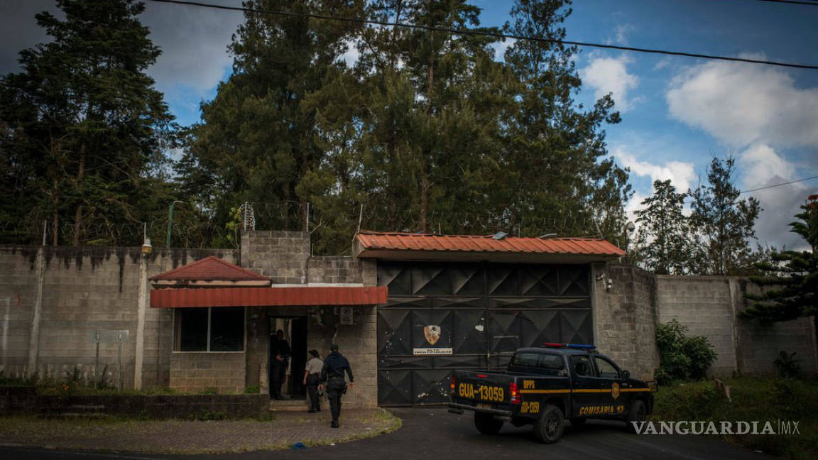 Policía se negó a abrir la puerta en incendio que mató a 41 niñas en Guatemala