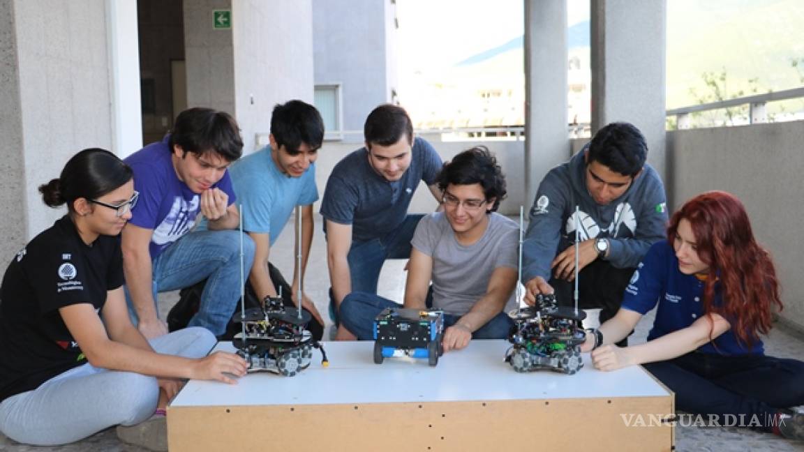 En medio de la fiebre mundialista: alumnos del Tec de Monterrey van al ‘Mundial de Robótica’