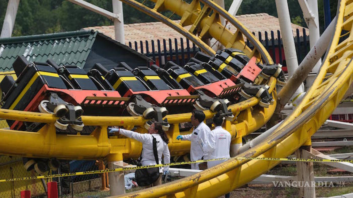 $!Joven que murió en accidente en juego de La Feria de Chapultepec iba con su novia y una amiga