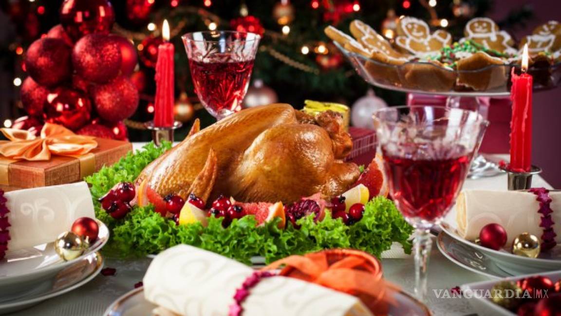 Cena navideña saldrá 20 por ciento más cara a los regios