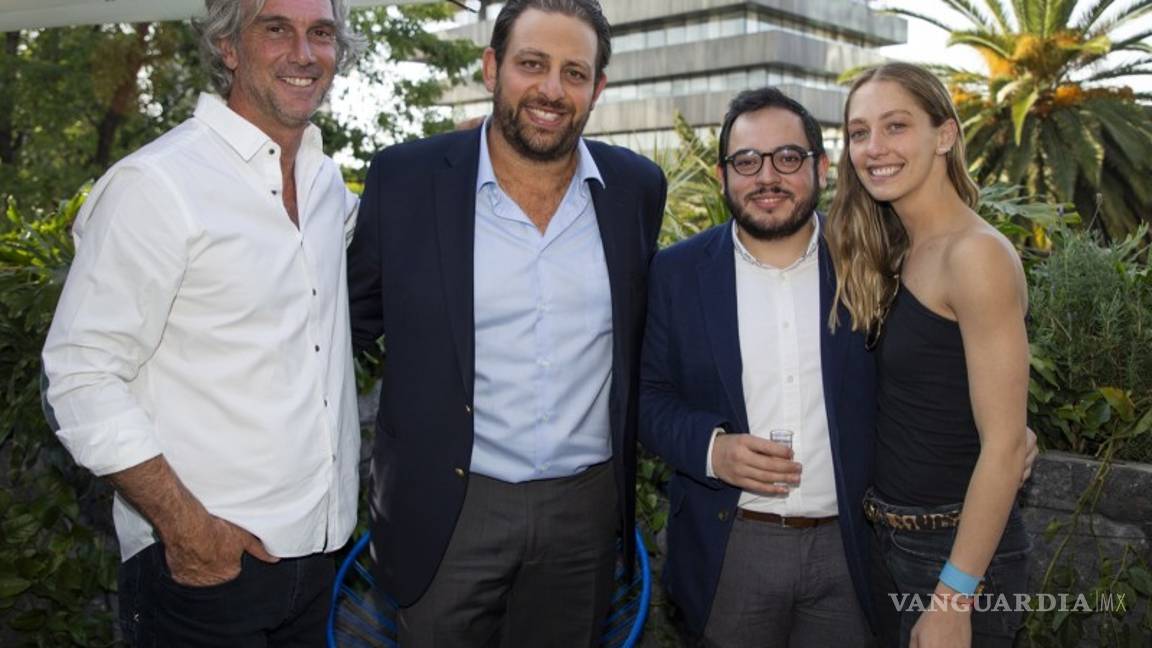 $!Paola Rojas estrena novio y hace ejercicio con la novia de Peña Nieto