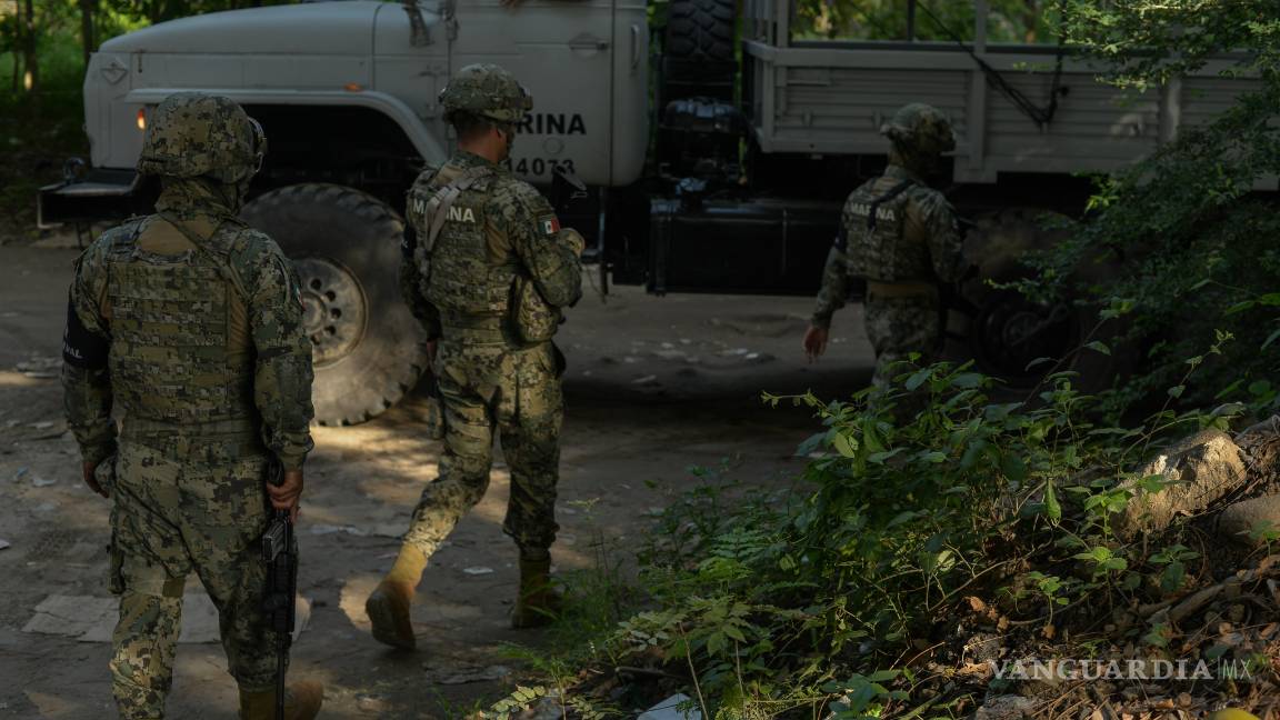 $!México endurece el control migratorio en su frontera sur con la Guardia Nacional (fotogalería)