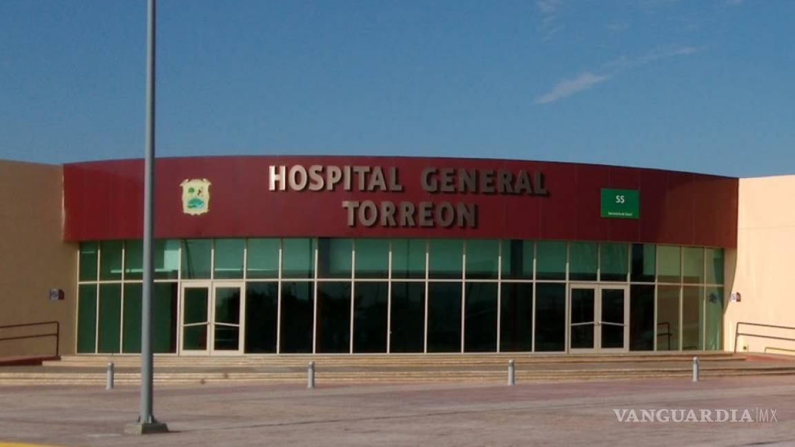 Investigan a policías de Torreón por crimen de joven y heridas al padre