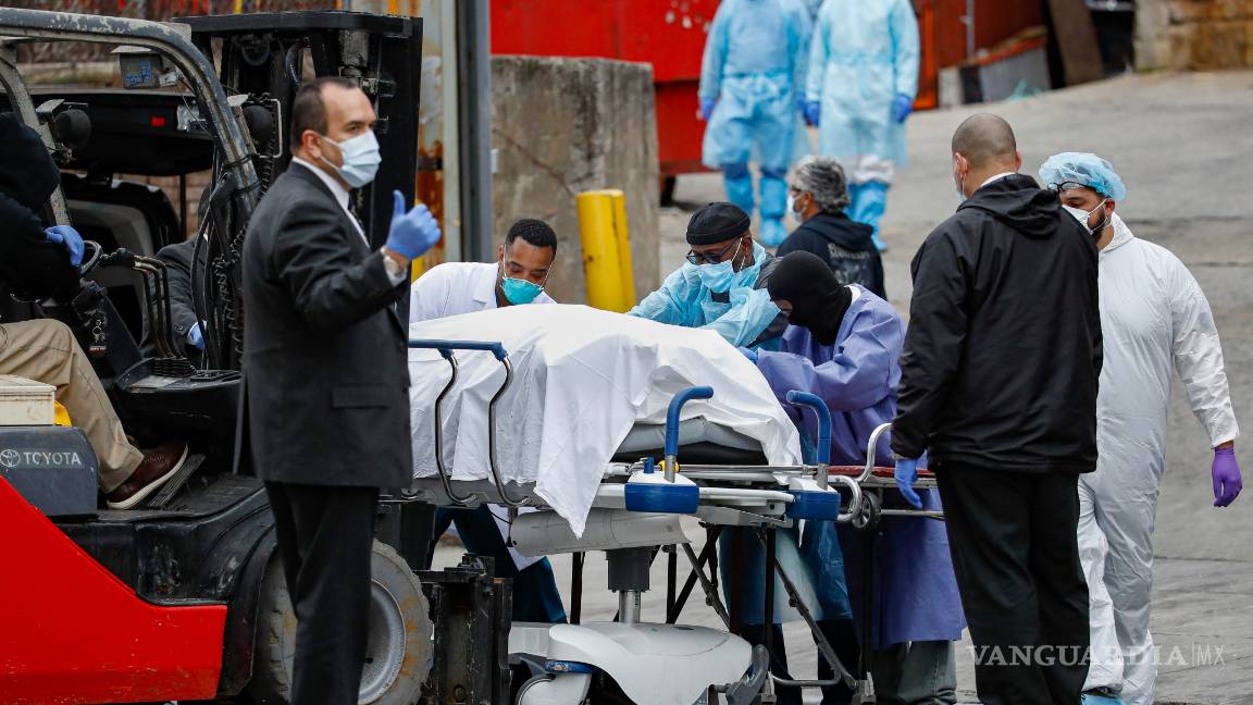 $!Coronavurus: The New Yorker dedica una conmovedora portada a los héroes de la pandemia por el COVID-19, el personal médico