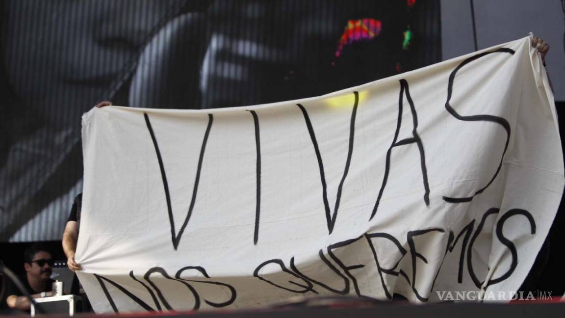 $!"Vivas nos queremos": Amandititita pide justicia en el Vive Latino