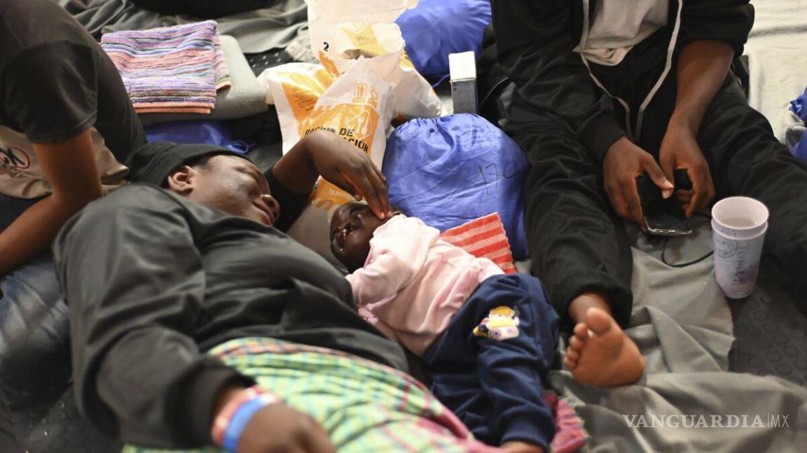 Cierra Italia puertos a miles de migrantes