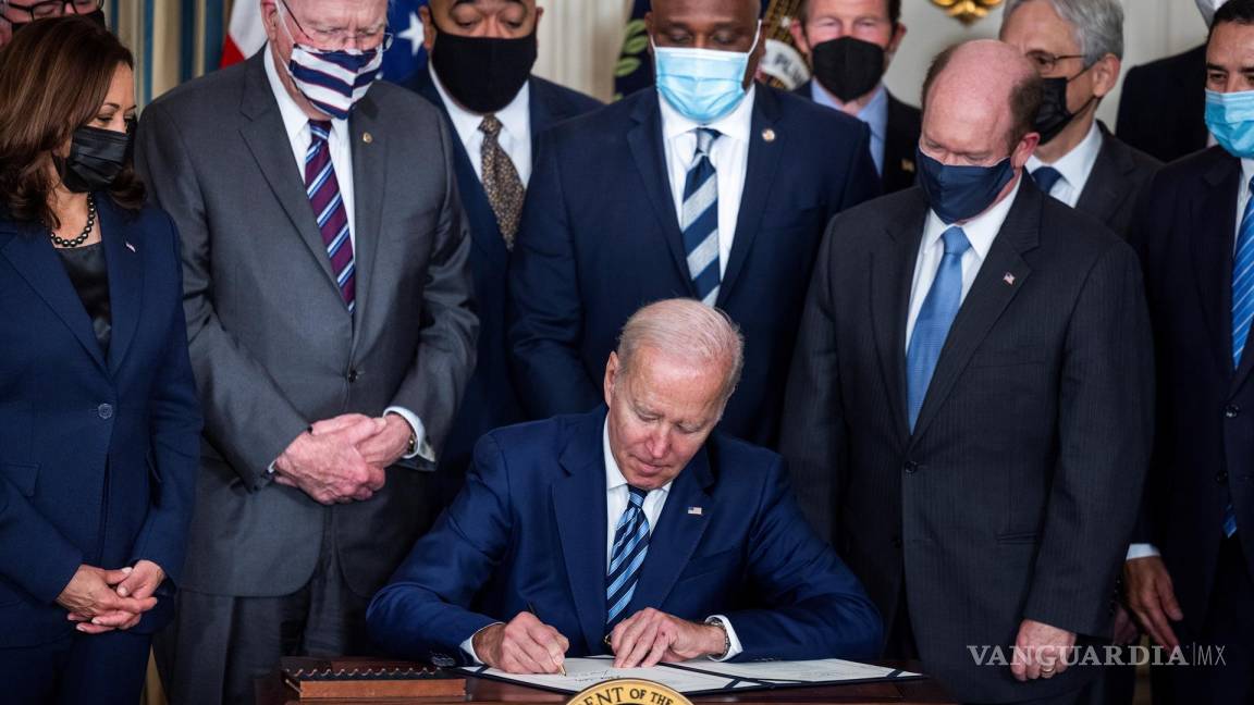 Firma Biden ley contra cárteles mexicanos y terroristas; perseguirá a quien ataque a agentes de EU