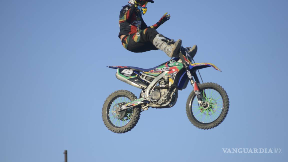 $!Wheels Master Show en la Arena 8 Segundos enciende los ánimos a los saltillenses