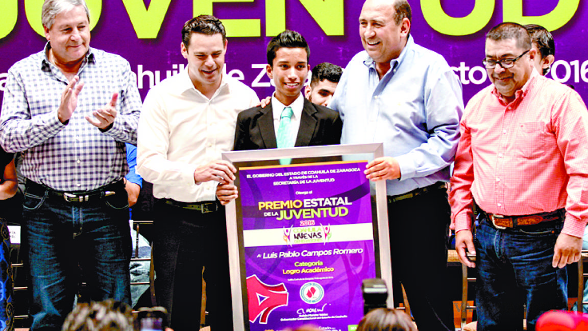 Galardonan a 13 coahuilenses con Premio Estatal de la Juventud