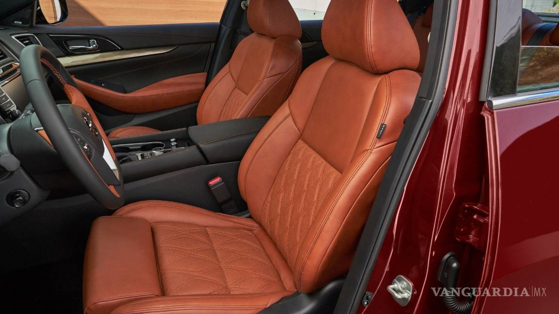 $!Nissan presenta el nuevo Maxima; más llamativo, sobre todo en el interior