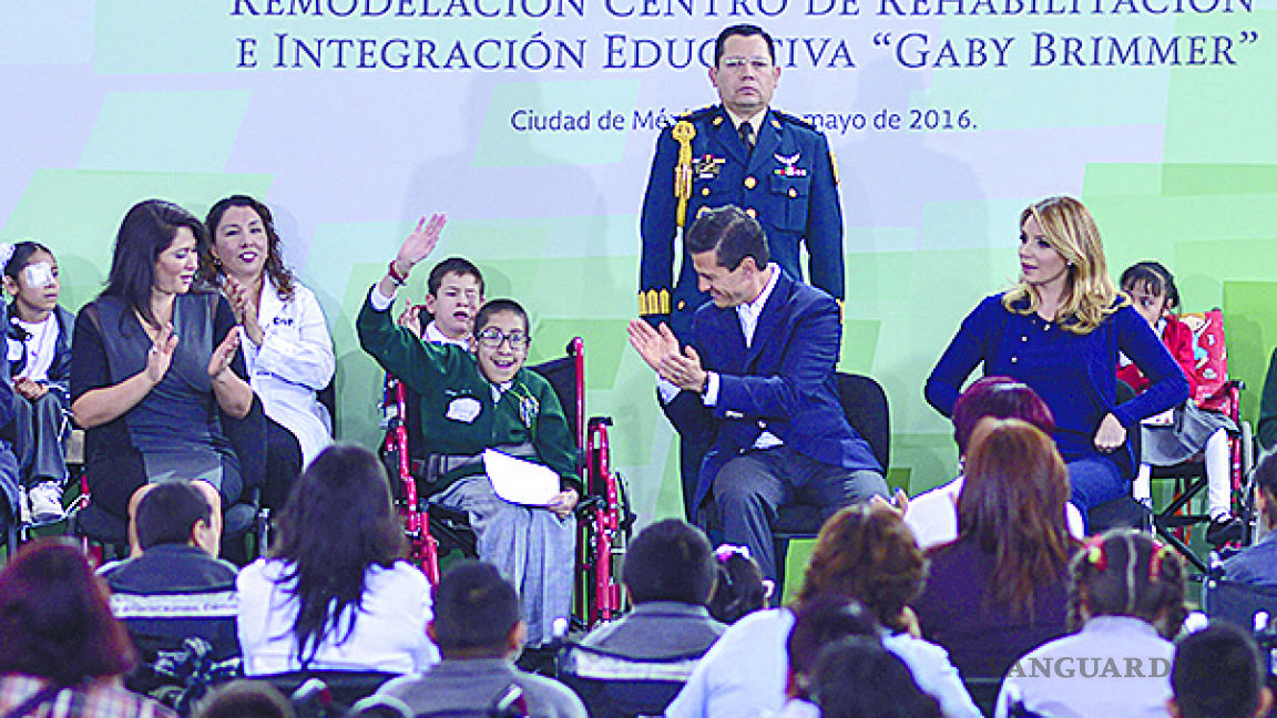 Exhorta Peña Nieto a materializar educación