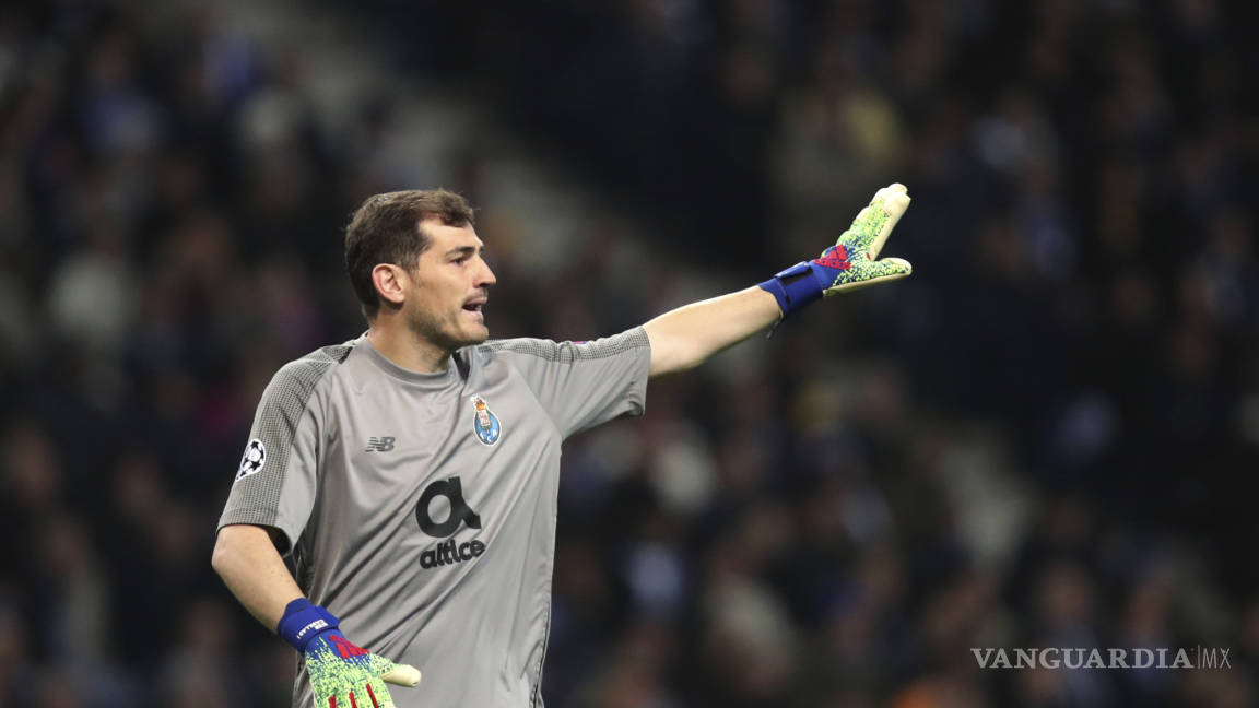 Oporto anuncia oficialmente la renovación de Iker Casillas