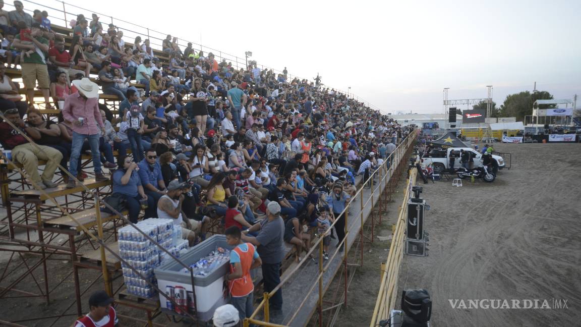 $!Wheels Master Show en la Arena 8 Segundos enciende los ánimos a los saltillenses