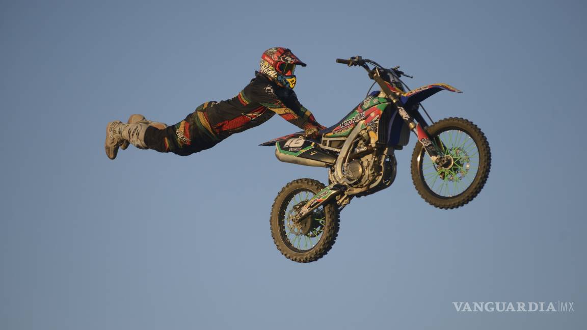 $!Wheels Master Show en la Arena 8 Segundos enciende los ánimos a los saltillenses