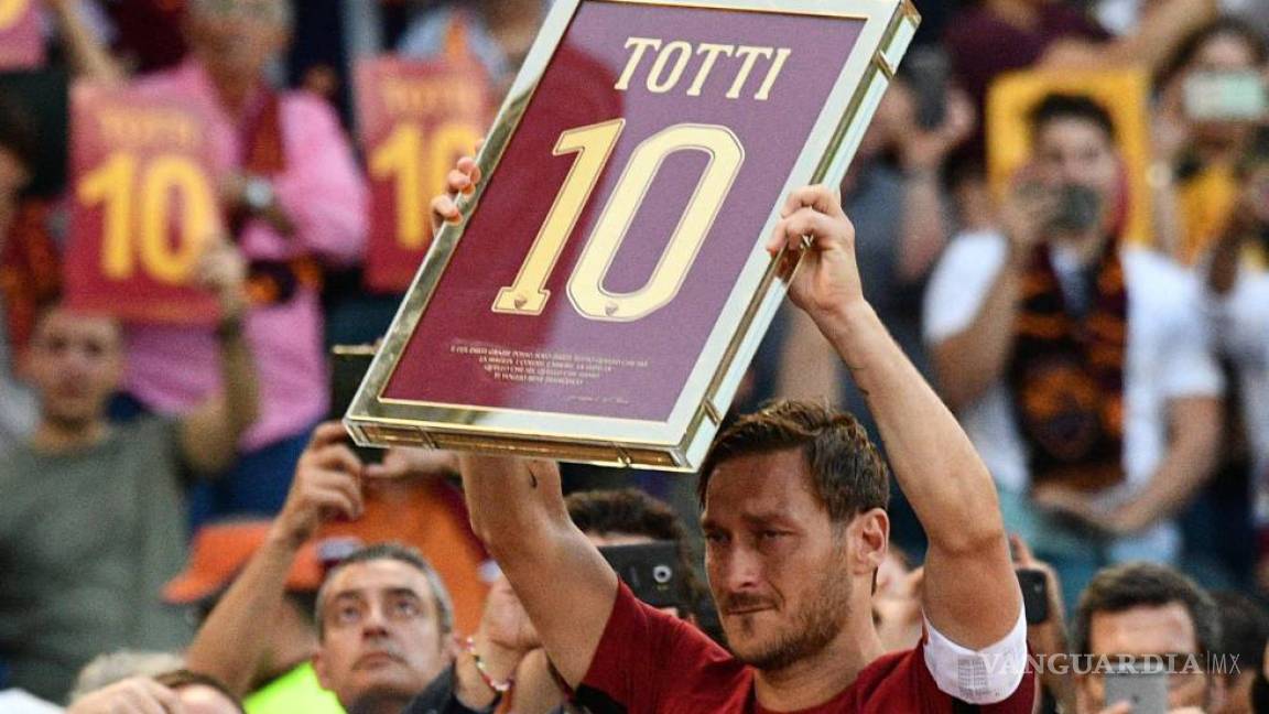 Anuncia Totti que desea ser dirigente de la Roma