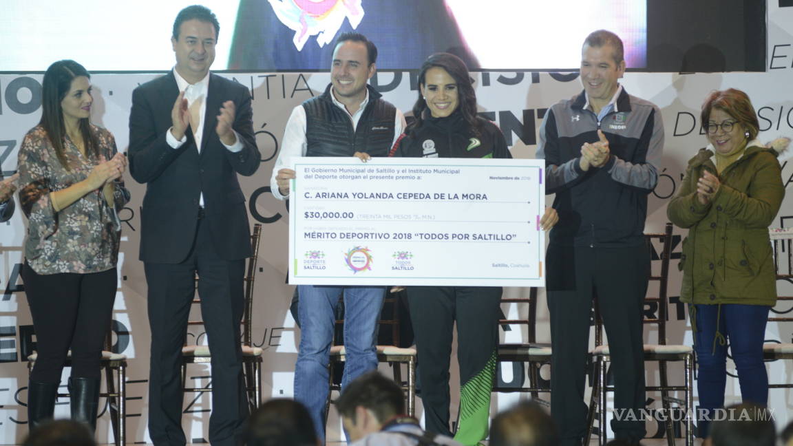 Ariana Cepeda se lleva un galardón más en su gran carrera, al recibir el Premio al Mérito Deportivo de Saltillo 2018