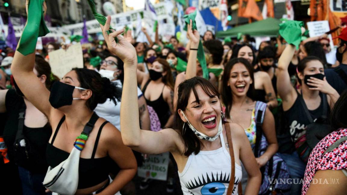 Chile aprueba despenalización del aborto hasta las 14 semanas
