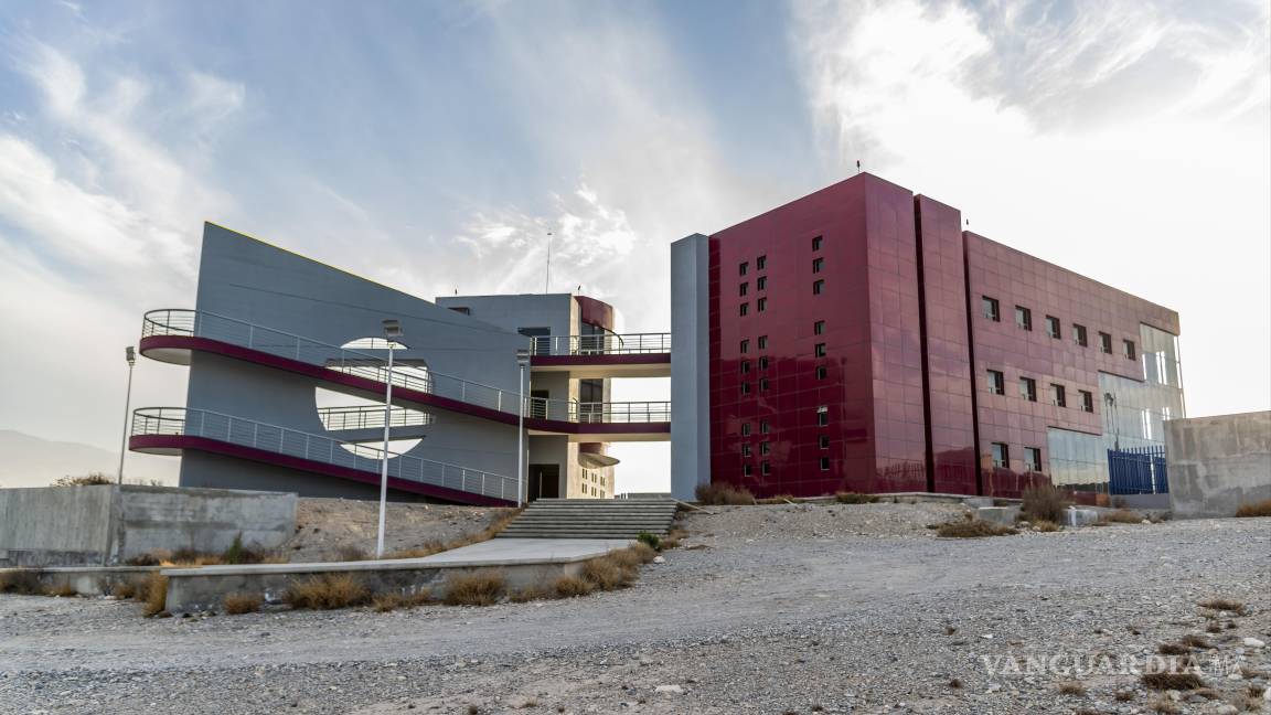 $!Aunque el edificio será entregado en mayo, las clases presenciales iniciarían de manera simultánea.