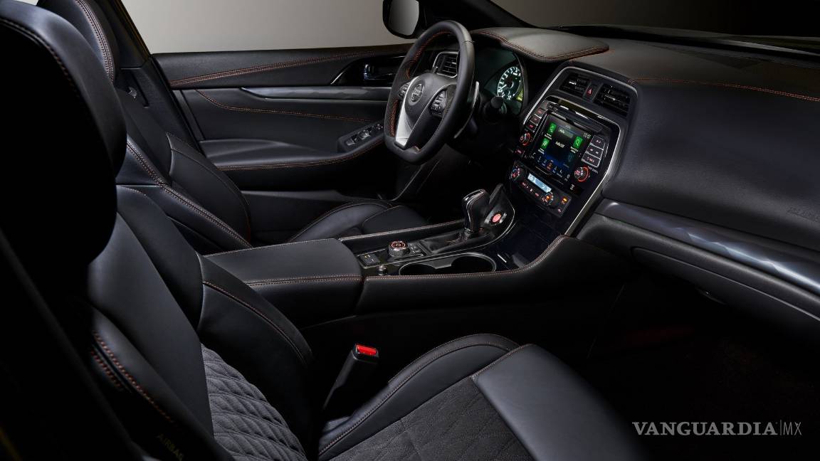 $!Nissan presenta el nuevo Maxima; más llamativo, sobre todo en el interior