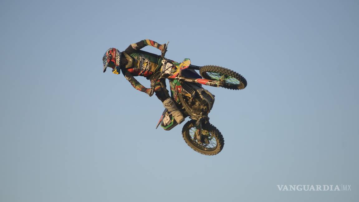 $!Wheels Master Show en la Arena 8 Segundos enciende los ánimos a los saltillenses