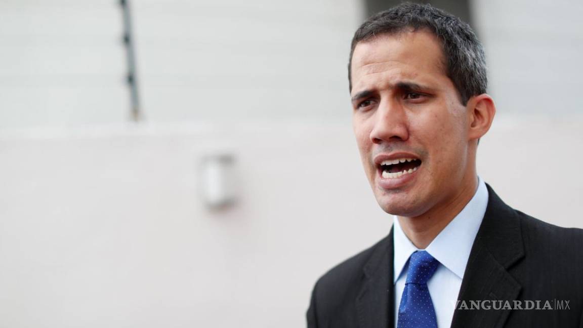 Alto mando militar de la Fuerza Aérea de Venezuela reconoce a Guaidó como presidente