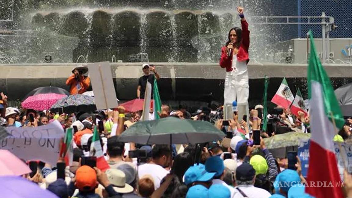 $!La movilización, denominada La Resistencia, que fue convocada por Alessandra Rojo de la Vega, generó una mayor aceptación en redes sociales.