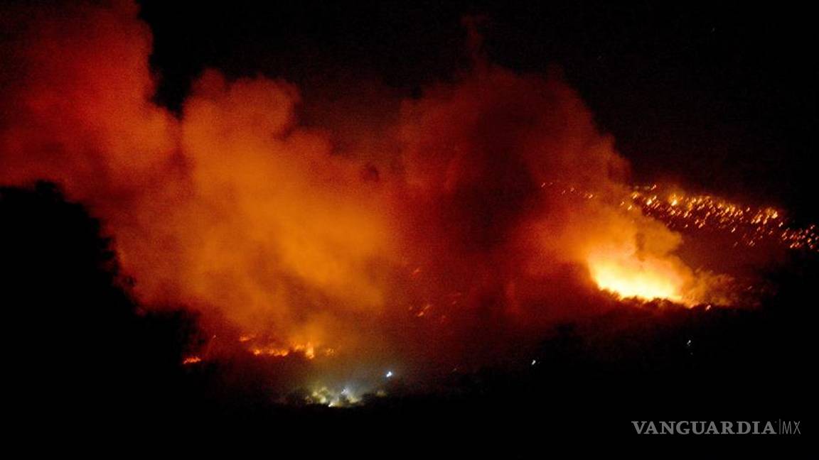 $!Incendio consume el campo de refugiados de Moria en la isla de Lesbos en Grecia