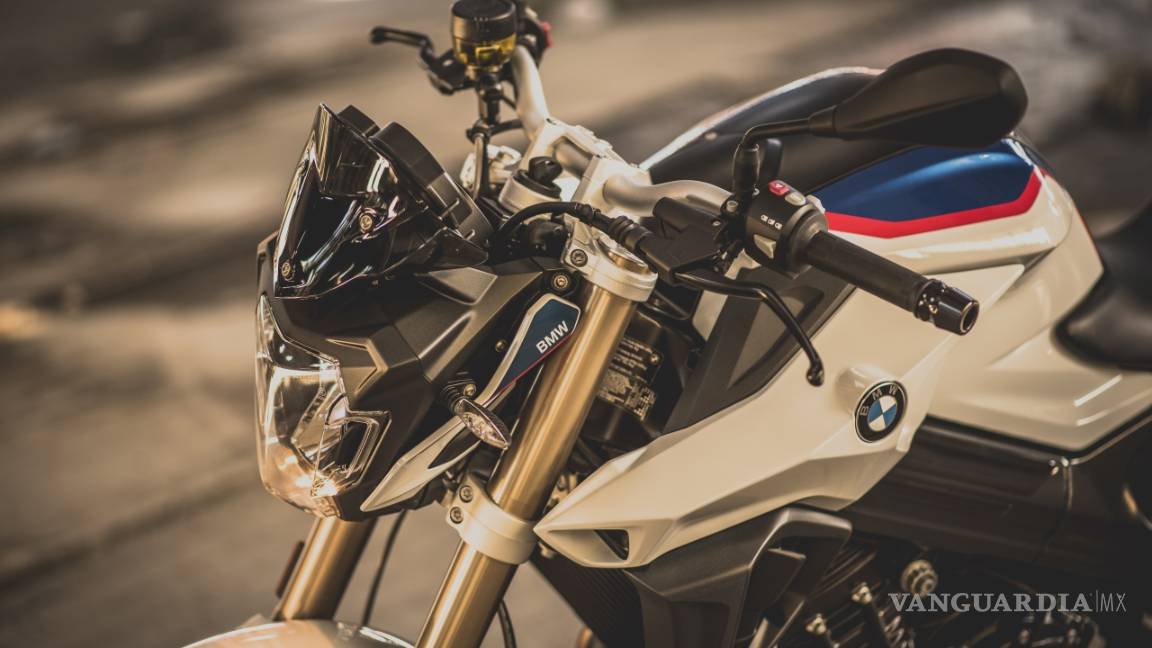 $!Checa la nueva moto de BMW, la F800R Akrapovic 2018