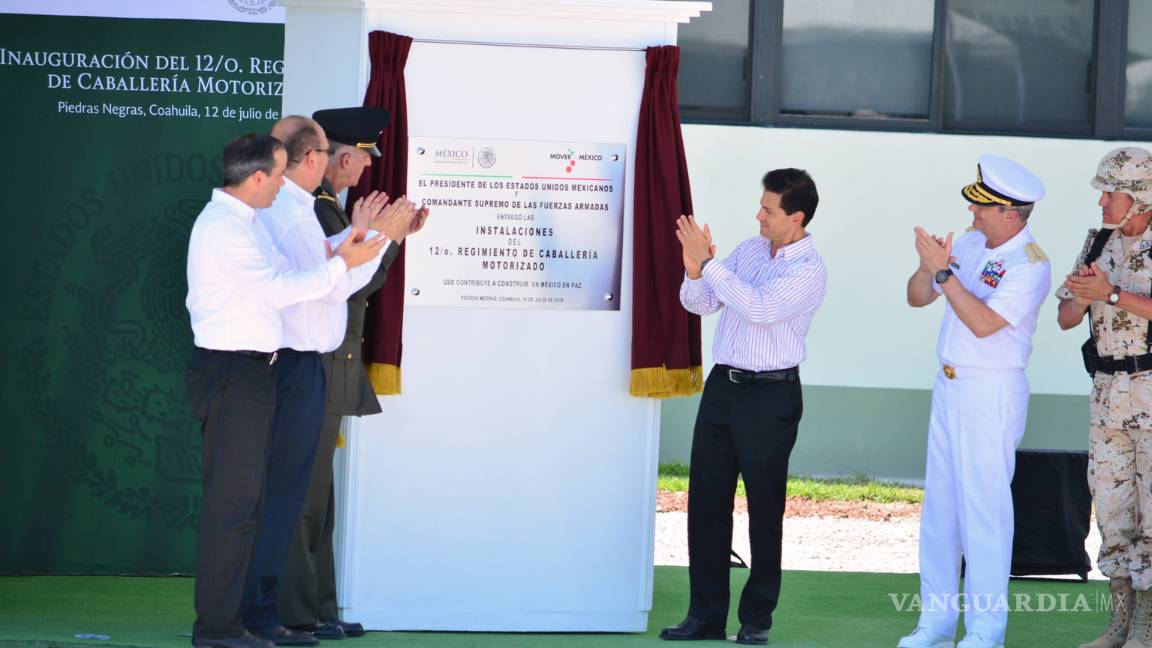 $!Inaugura Peña Nieto cuartel militar en Piedras Negras, Coahuila