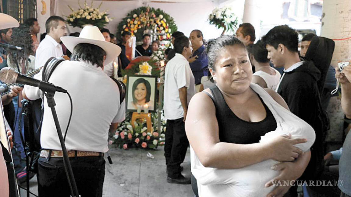 'La mataron frente a mí', dice madre de alcaldesa asesinada