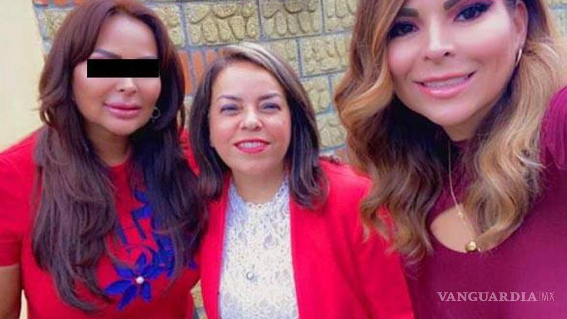 $!La magistrada Lara Chávez (al centro) confirmó la autenticidad de la fotografía