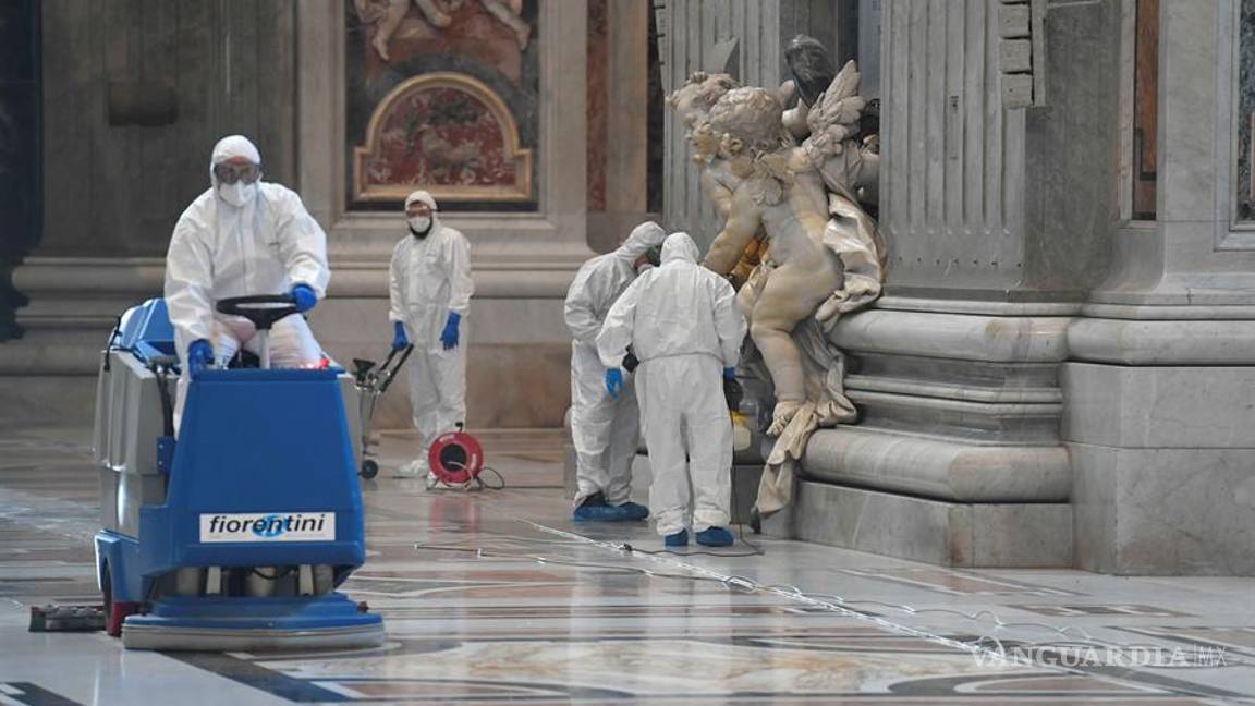 $!Basílica San Pedro es sometida a una inédita desinfección para su reapertura