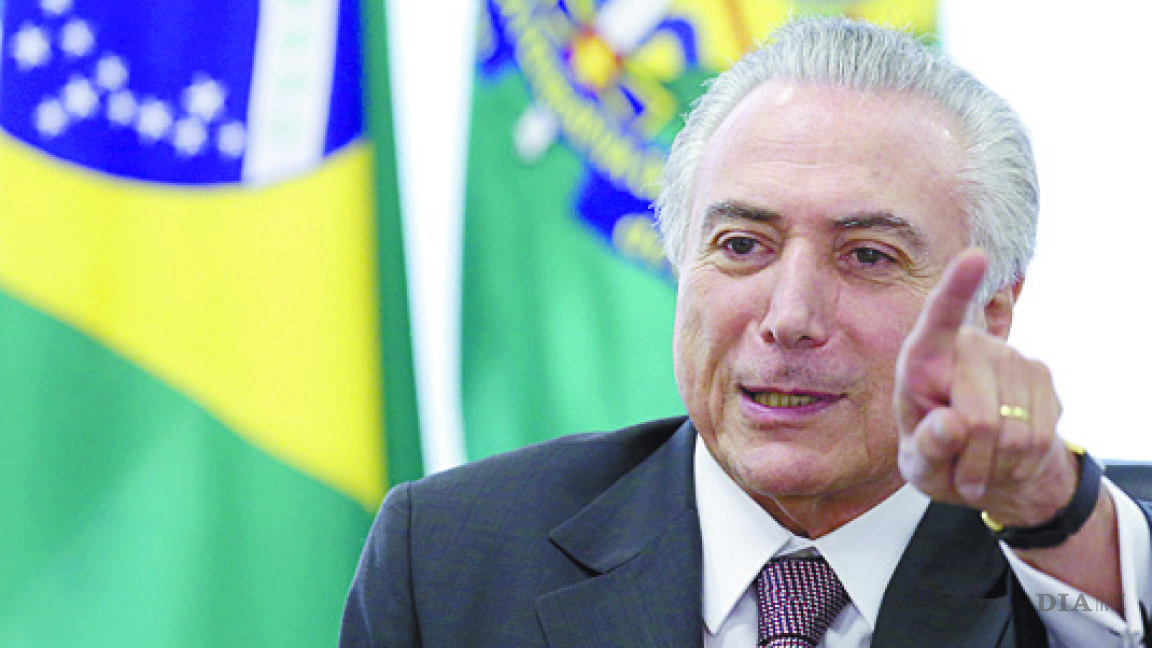 Juez pide abrir juicio político contra Michel Temer, presidente interino de Brasil
