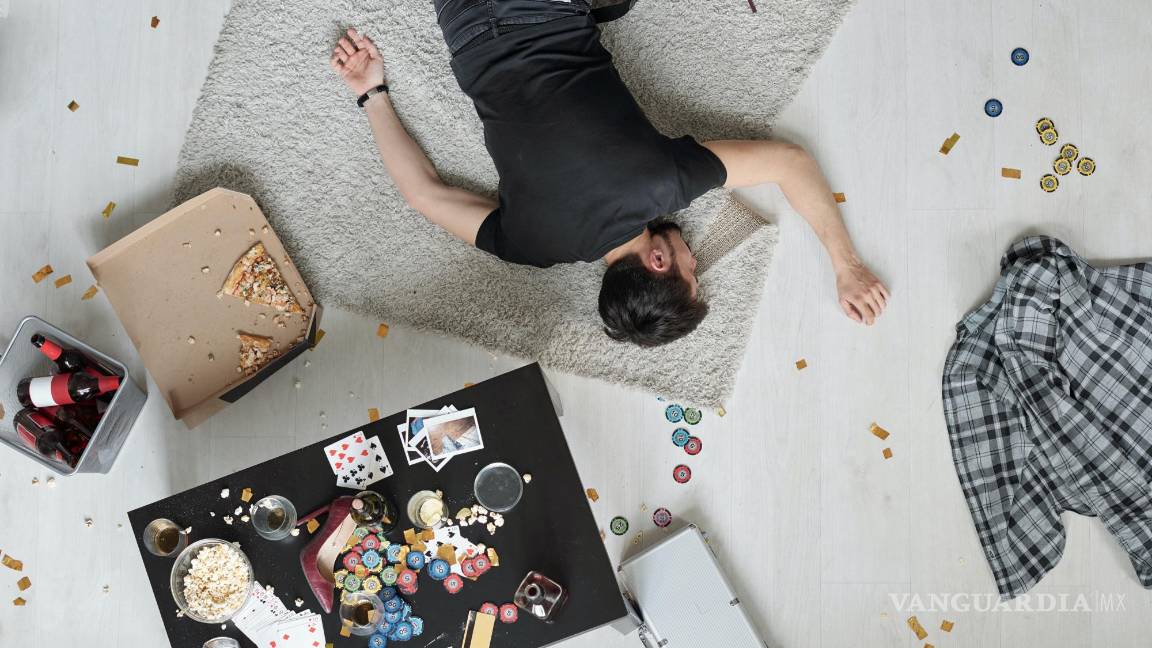 $!Cenar muy tarde, una costumbre poco recomendable.