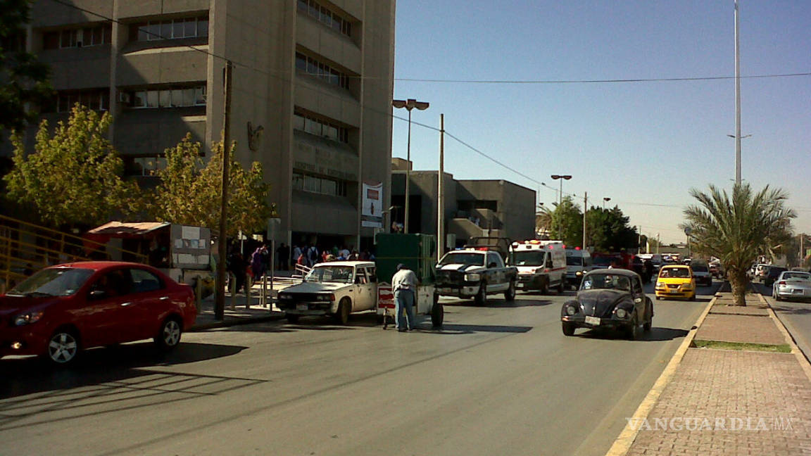 Corto circuito desata pánico en Clínica No. 71 del IMSS en Torreón