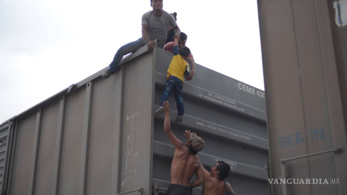 $!AMLO asegura que defenderá a todos los migrantes, no sólo a los mexicanos