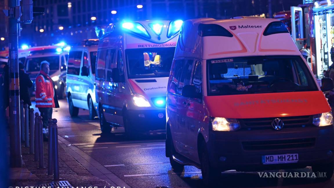 Tragedia antes de Navidad: auto arrolla a decenas de personas en mercado navideño de Alemania